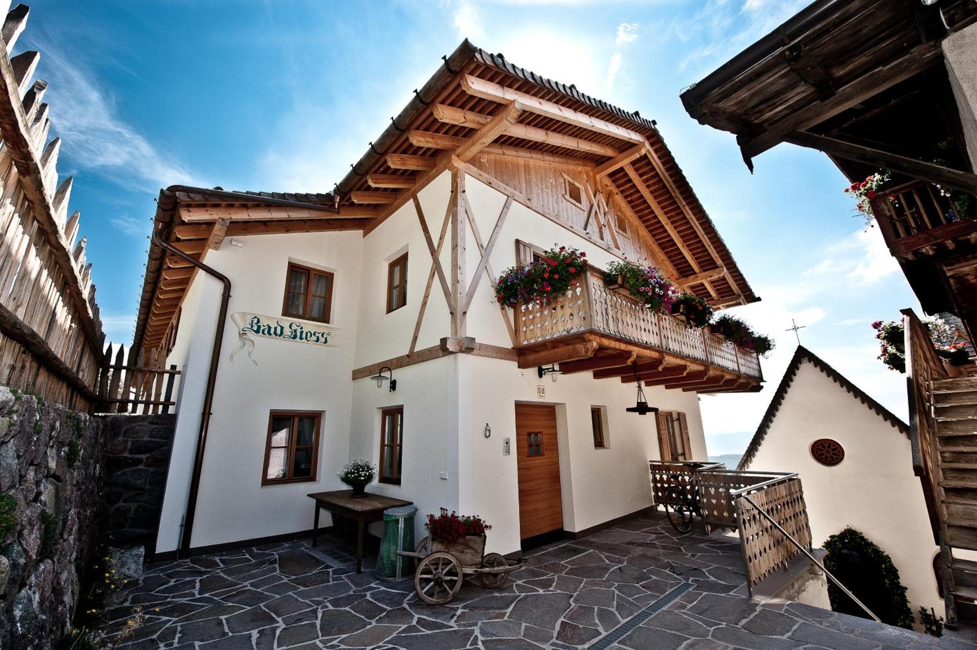 Gasthaus Bad Siess Longostagno Zewnętrze zdjęcie