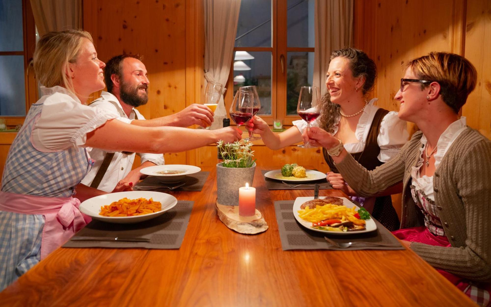 Gasthaus Bad Siess Longostagno Zewnętrze zdjęcie